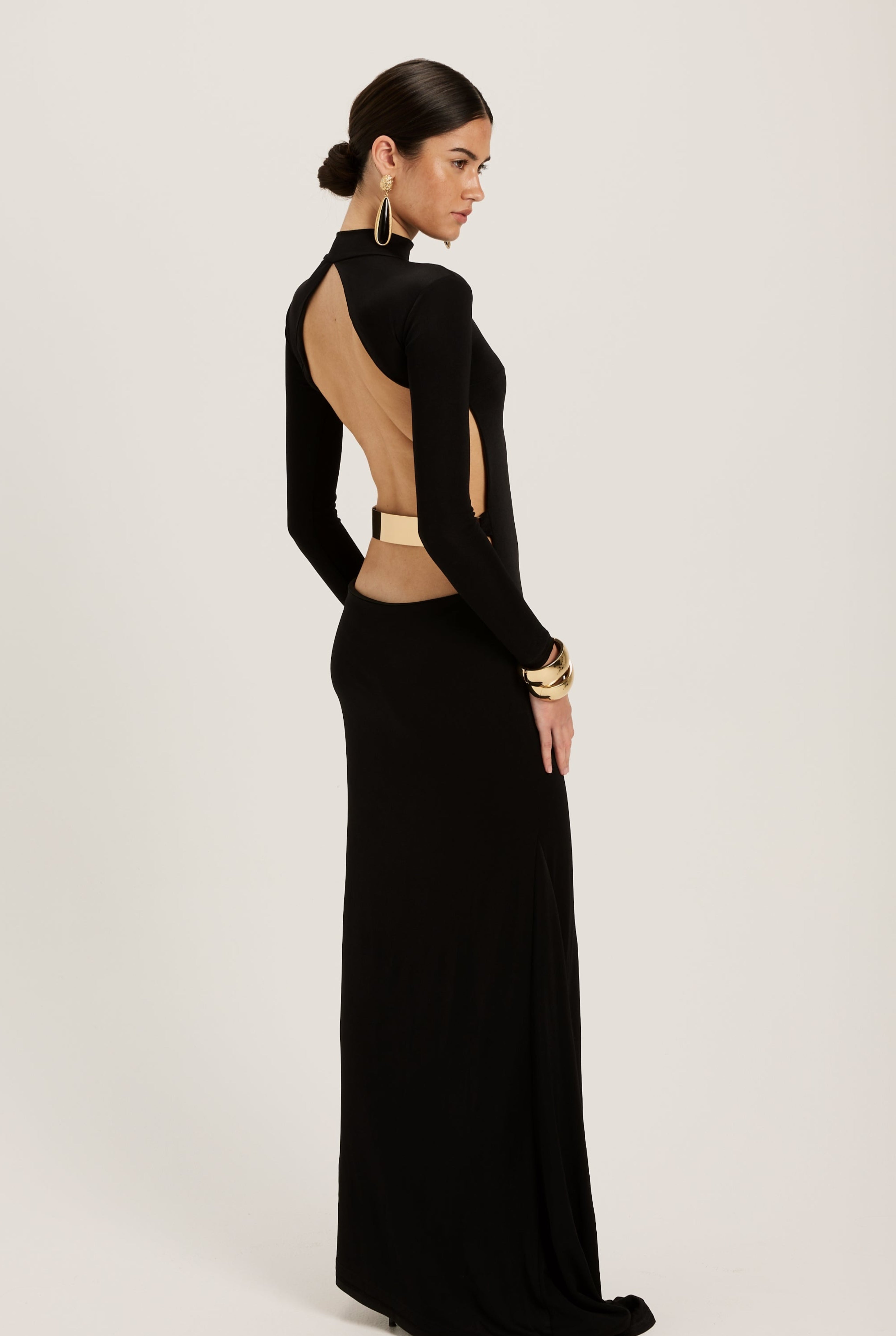 Silvianne Gown