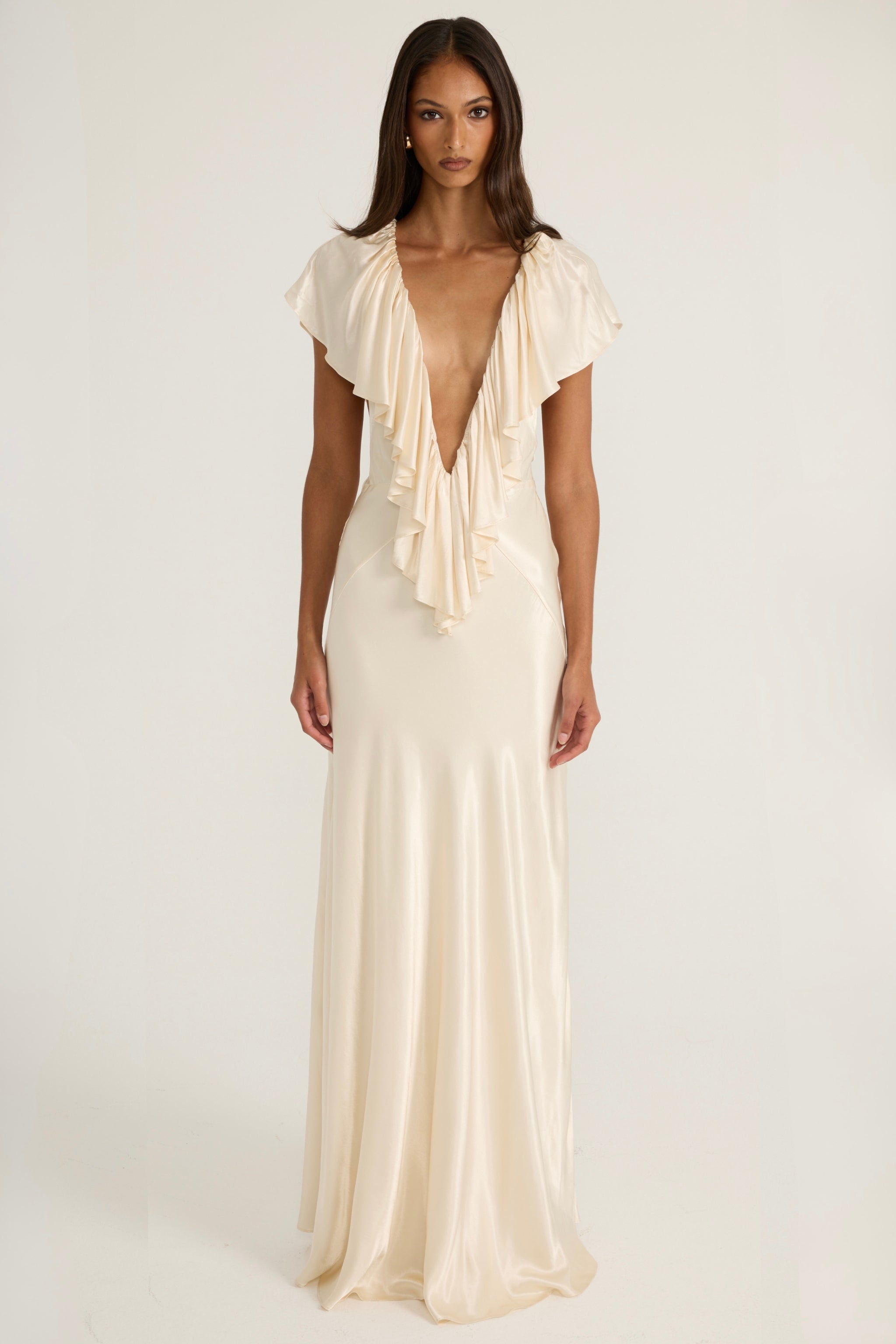 Clover_Gown_Cream_Lauren_PDP.jpg