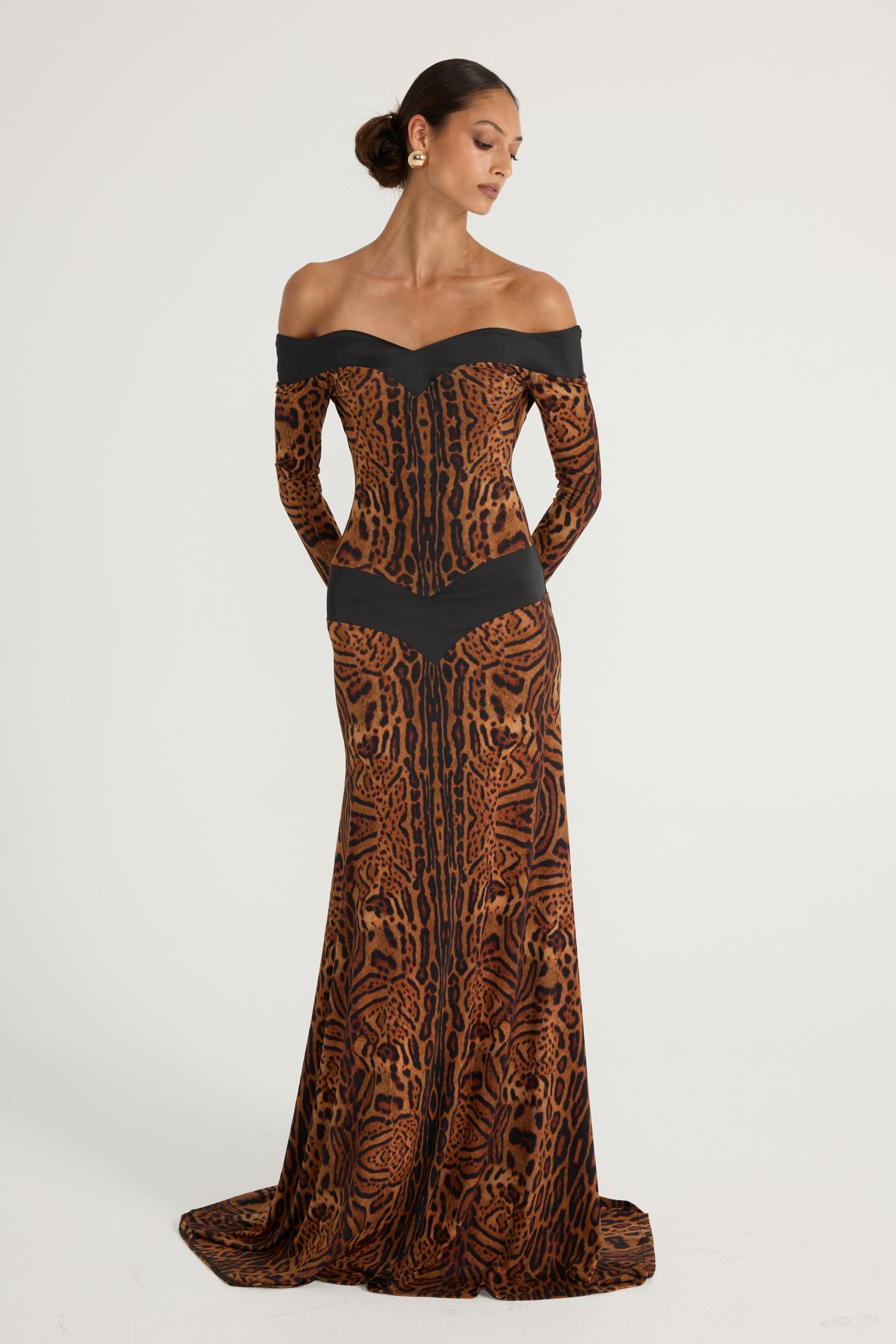 Octavia Long Sleeve Gown - Leopard